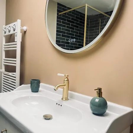 بيت للعطل Le Boudoir De Margot